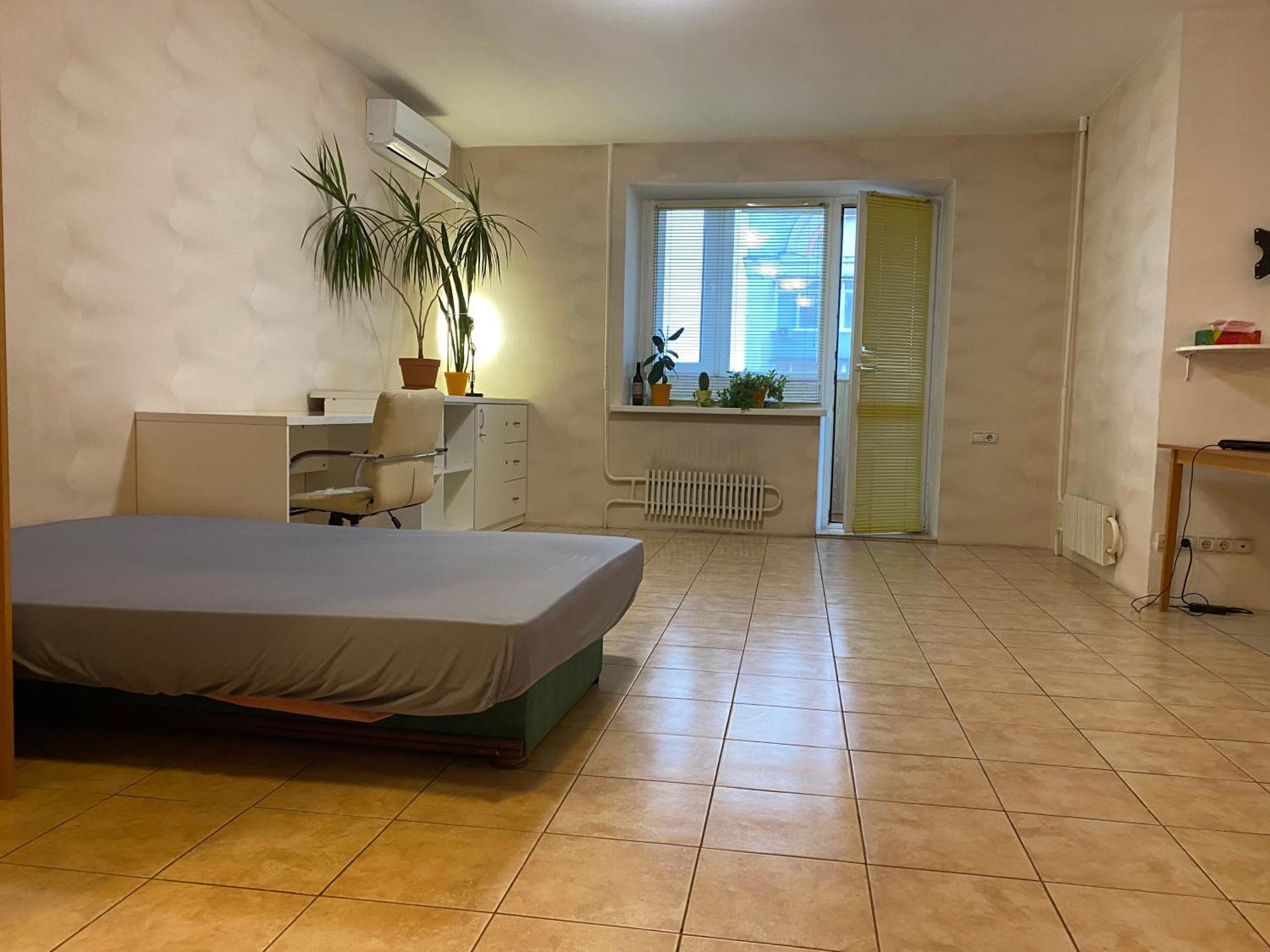 Studio apartment Charkiv Exteriör bild