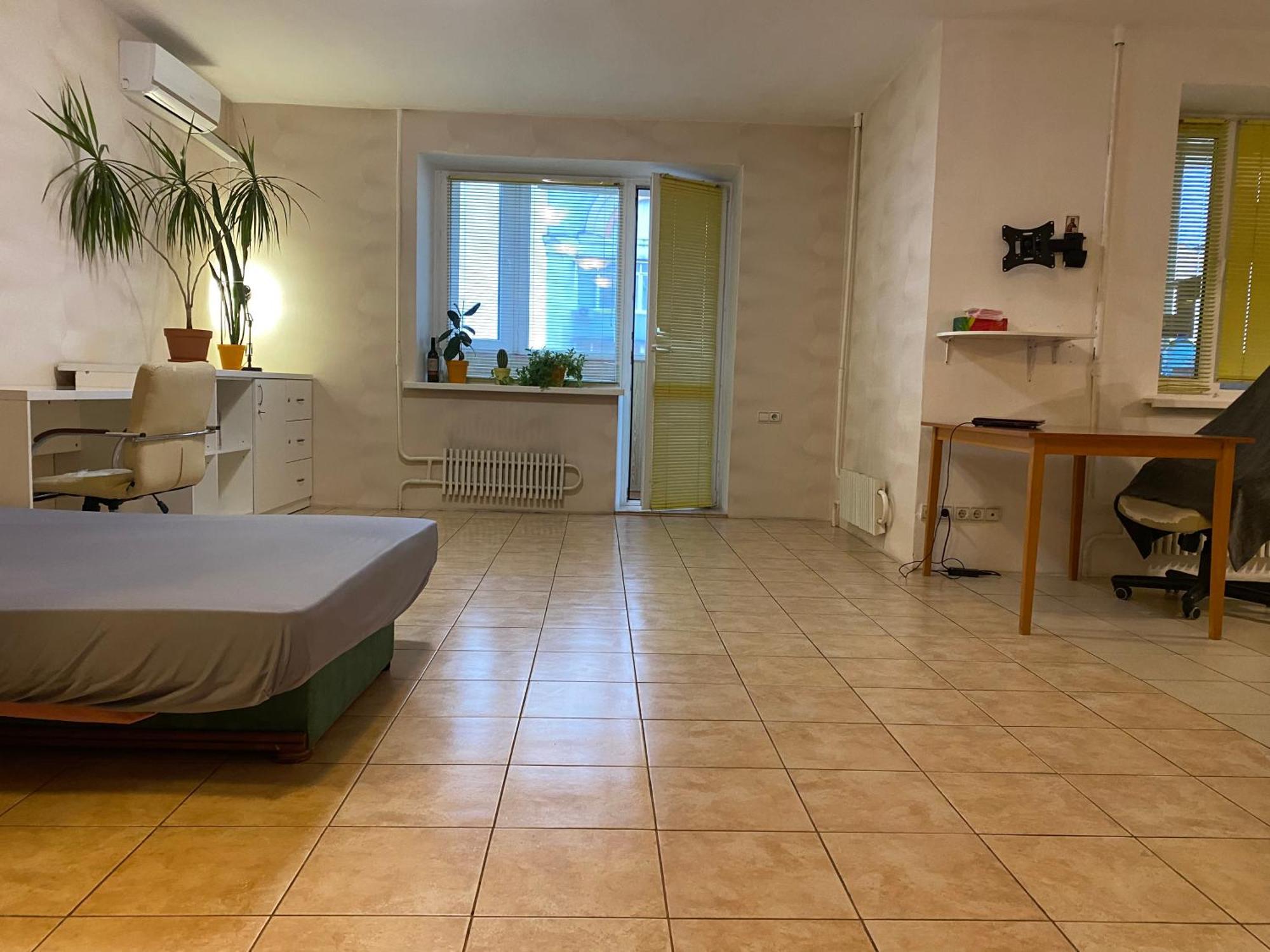 Studio apartment Charkiv Exteriör bild